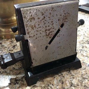Nelson Manufacturing Company Vintage Toaster